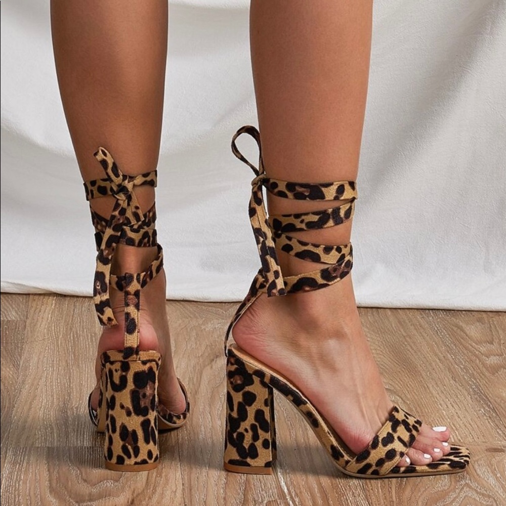Leopard Pattern Chunky Heeled Sandals